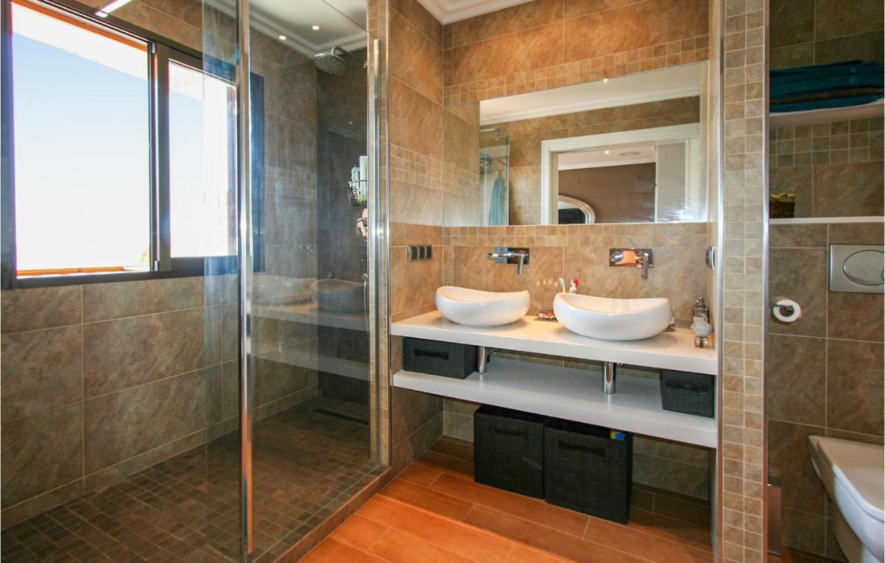 Lovely Home In Santa Pola With House Sea View Bagian luar foto